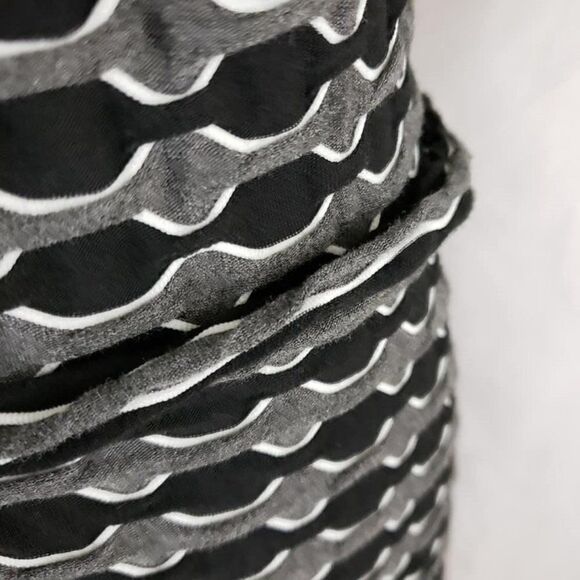 Max Studio Women’s Geometric Fit & Flare Dress Scoop Neck, Black/Grey Gray - Picture 8 of 10